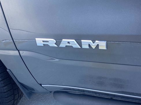 Used 2019 RAM 1500 Big Horn RWD image 9