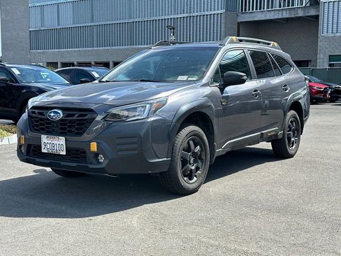 Used 2022 Subaru Outback Wilderness w/ Wilderness Package AWD/4WD image 5