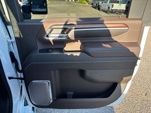 New 2026 GMC Sierra 2500 Denali w/ Denali Reserve Package image 30