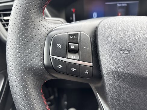 Used 2025 Ford Escape ST-Line image 20