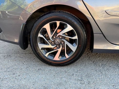 Used 2016 Honda Civic EX image 34