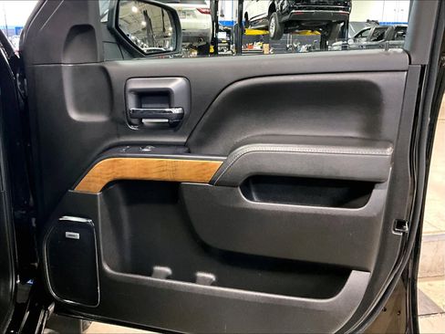 Used 2018 Chevrolet Silverado 1500 LTZ w/ Sport Package image 12