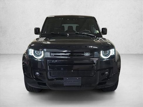 Certified 2024 Land Rover Defender 130 X-Dynamic SE image 2