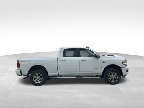 Used 2023 RAM 2500 Laramie AWD/4WD image 2