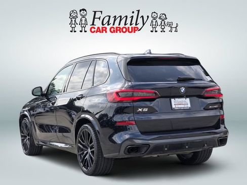 Used 2022 BMW X5 xDrive40i w/ M Sport Package AWD/4WD image 3
