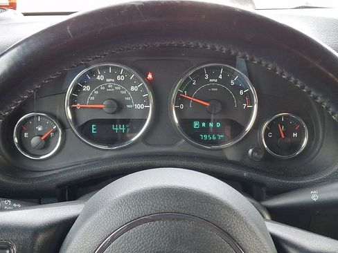 Used 2018 Jeep Wrangler Unlimited Sport S image 24