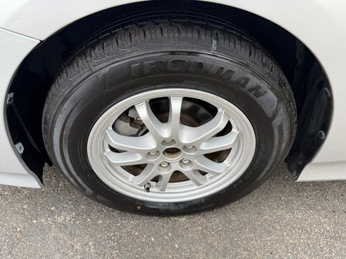 Used 2017 Toyota Prius Two image 58