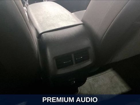Used 2023 Chevrolet Equinox LT FWD image 13