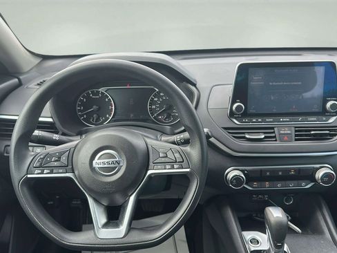 Used 2020 Nissan Altima 2.5 S FWD image 14