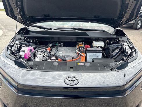 Used 2026 Toyota bZ FWD image 30