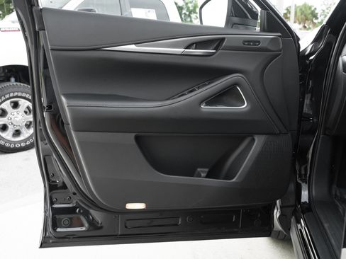 Certified 2026 INFINITI QX60 Luxe w/ Cargo Package FWD image 30