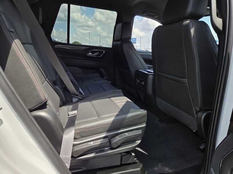 Used 2023 Chevrolet Tahoe RST AWD/4WD image 15