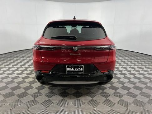 Used 2024 Alfa Romeo Tonale Ti image 8