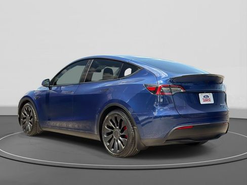 Used 2022 Tesla Model Y Performance AWD/4WD image 6
