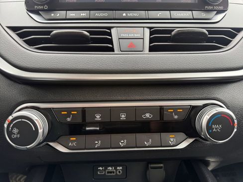 Certified 2021 Nissan Altima 2.5 SV w/ SV Premium Package image 29