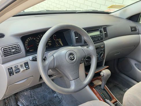 Used 2005 Toyota Corolla CE FWD image 8