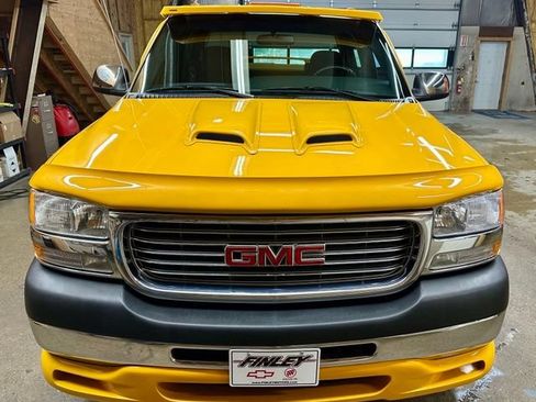 Used 2001 GMC Sierra 3500 4x4 Crew Cab w/ Off-Road Skid Plate Pkg image 27