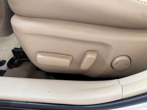 Used 2012 Toyota Camry XLE image 15