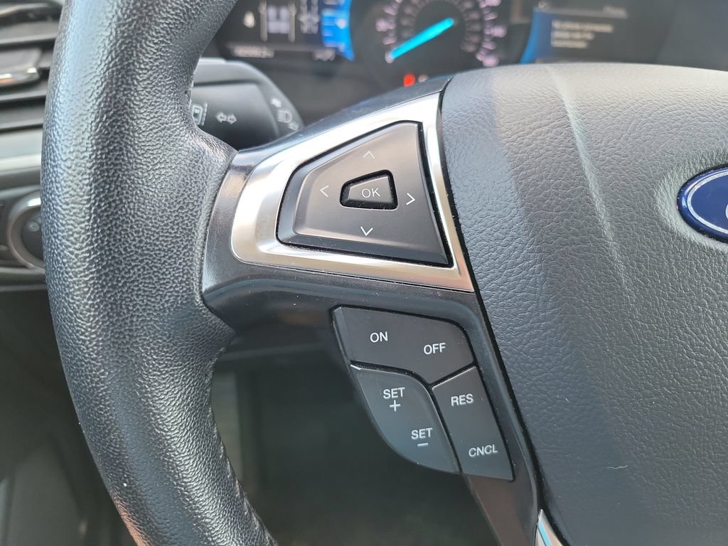 Used 2024 Ford Edge SEL AWD/4WD image 13