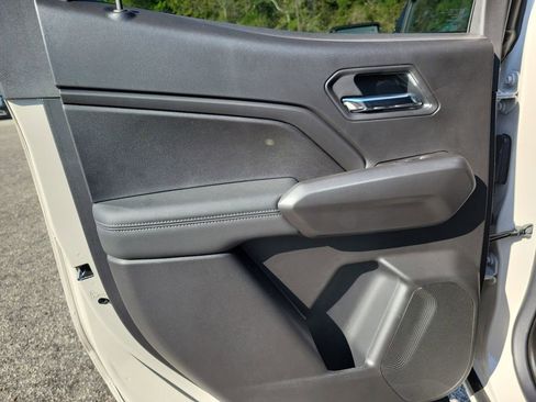 New 2026 GMC Canyon Elevation w/ Convenience Package RWD image 9