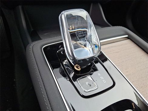 New 2026 Volvo XC90 B6 Plus w/ Protection Package Premier image 8