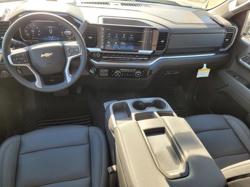 New 2026 Chevrolet Silverado 1500 LT w/ Leather Package image 9