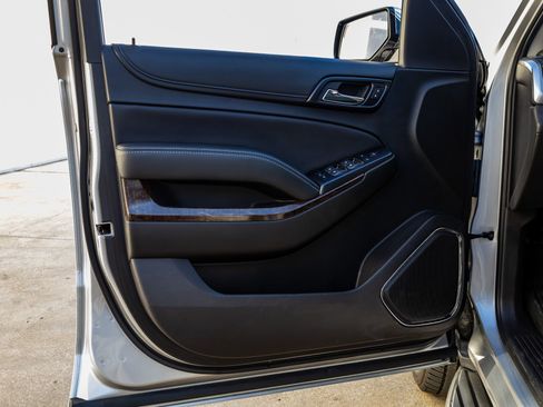 Used 2018 Chevrolet Tahoe LS image 34