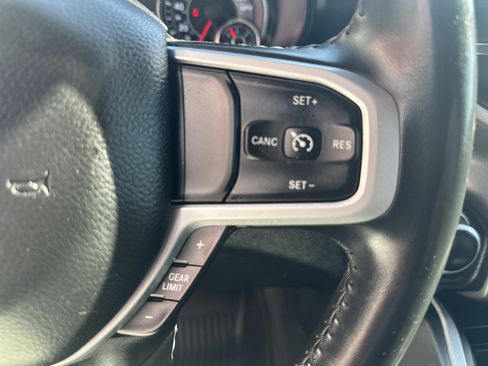 Used 2021 RAM 1500 Big Horn image 12