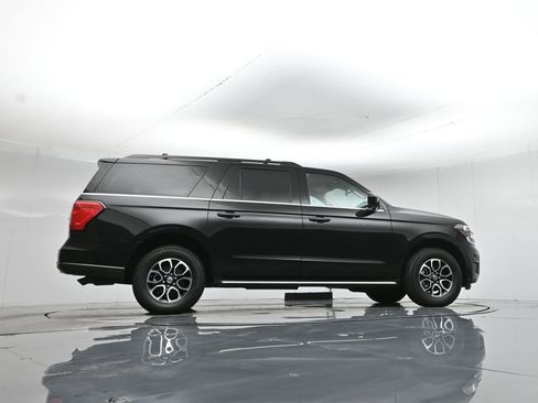 Used 2023 Ford Expedition Max XLT image 56