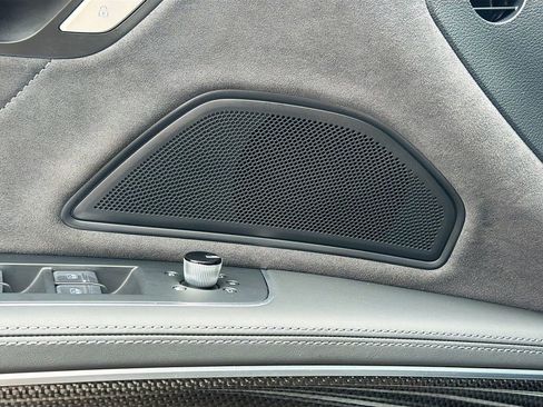 Used 2025 Audi S8 image 28