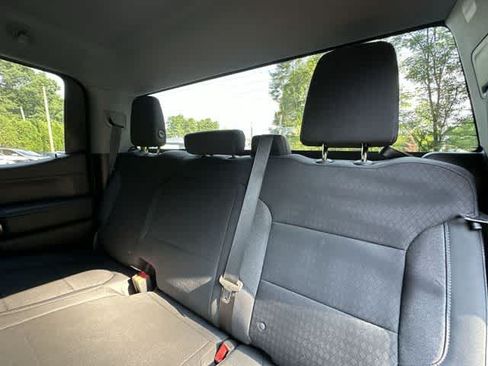 Used 2020 GMC Sierra 1500 SLE w/ SLE Value Package AWD/4WD image 16