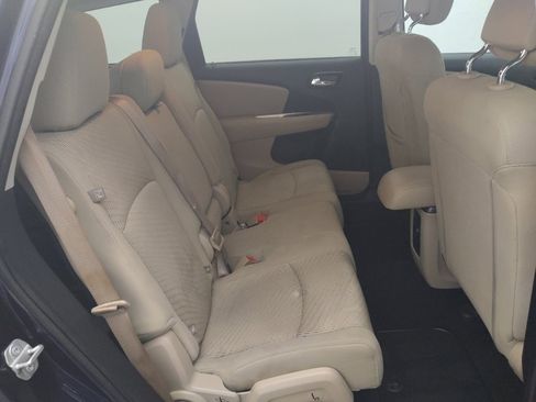 Used 2018 Dodge Journey SE w/ Popular Equipment Group image 19