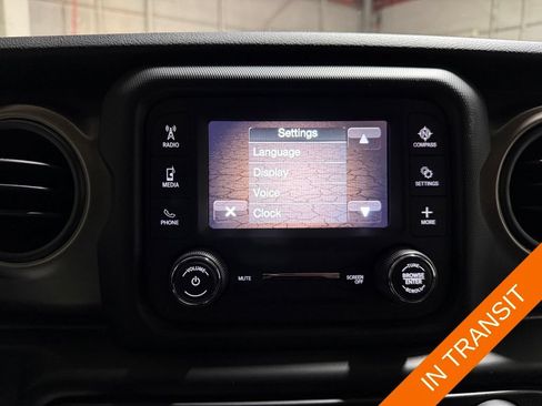 Certified 2020 Jeep Wrangler Sport AWD/4WD image 13