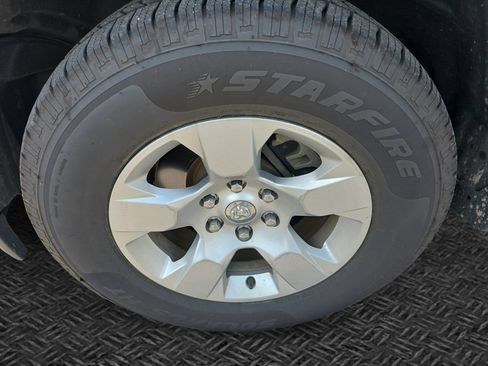 Used 2021 RAM 1500 Big Horn AWD/4WD image 11