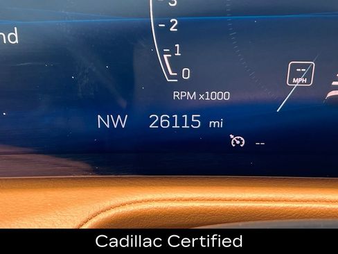 Certified 2024 Cadillac XT4 Sport AWD/4WD image 5