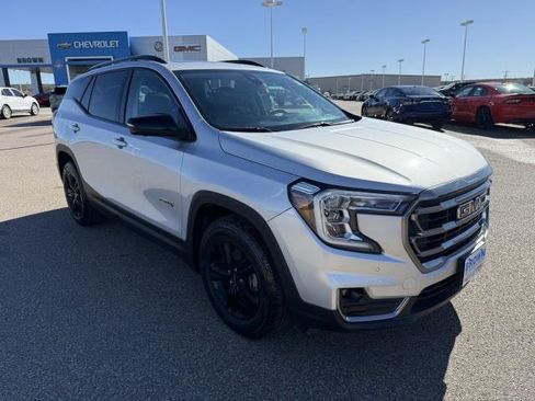 Used 2022 GMC Terrain AT4 w/ Tech Package image 37