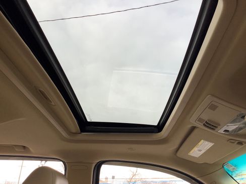 Used 2012 Chevrolet Avalanche LTZ image 20