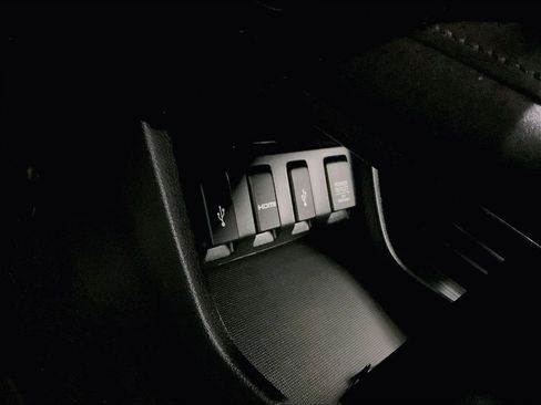 Used 2017 Honda HR-V EX image 27