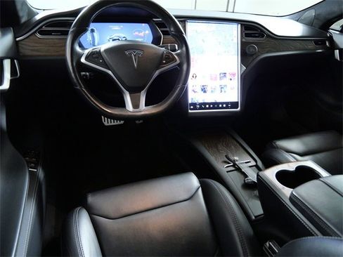 Used 2018 Tesla Model S P100D image 4