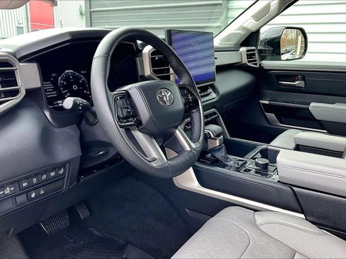 Used 2024 Toyota Tundra Limited image 16