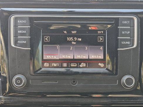 Used 2017 Volkswagen Beetle 1.8T image 16