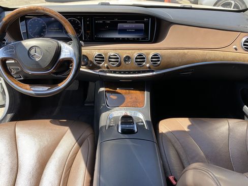 Used 2016 Mercedes-Benz S 550 Sedan image 20