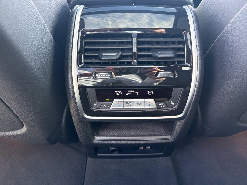 Certified 2024 BMW X5 M60i AWD/4WD image 11