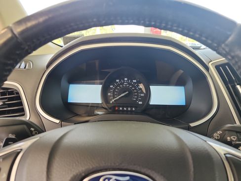 Used 2016 Ford Edge SEL w/ Equipment Group 201A AWD/4WD image 11