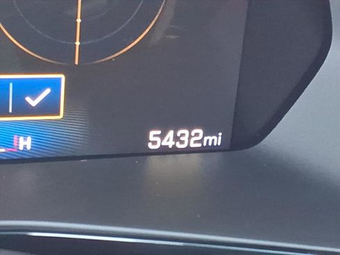 Used 2025 Chevrolet Colorado ZR2 w/ Technology Package image 25