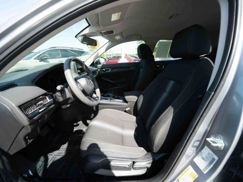 Used 2024 Honda Civic LX image 9