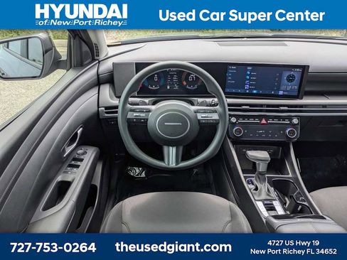 Certified 2025 Hyundai Tucson SEL FWD image 19