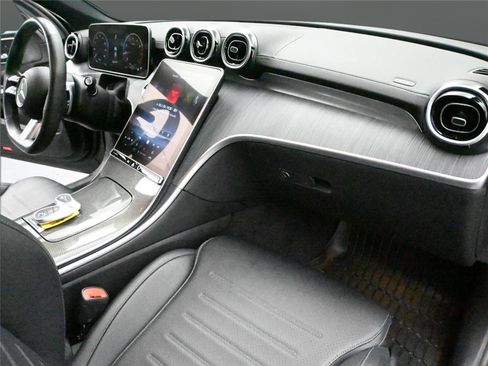 Used 2023 Mercedes-Benz C 300 4MATIC Sedan image 21