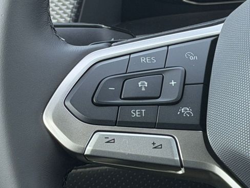 New 2026 Volkswagen Atlas Cross Sport SEL R-Line AWD/4WD image 16