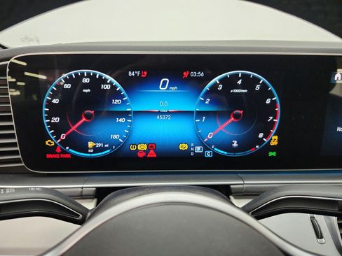 Used 2022 Mercedes-Benz GLE 350 w/ AMG Line Exterior image 9